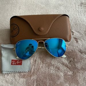 Ray-Ban aviators (small)